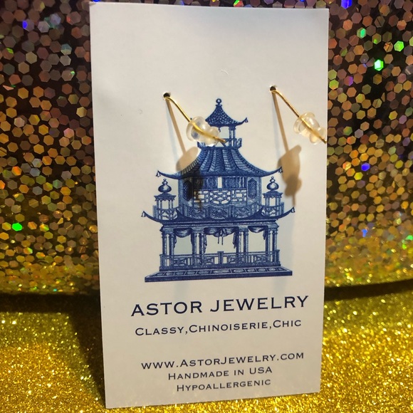 Brand New, Never Worn, Fine Porcelain blue and white dangle earrings - Picture 5 of 5